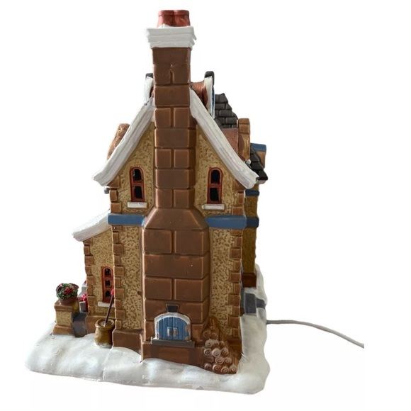 Lemax Christmas Village Pierre's Christmas Building IOB EUC 2013 Retired - Picture 9 of 9